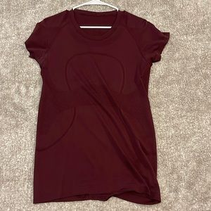 Lululemon tech tee